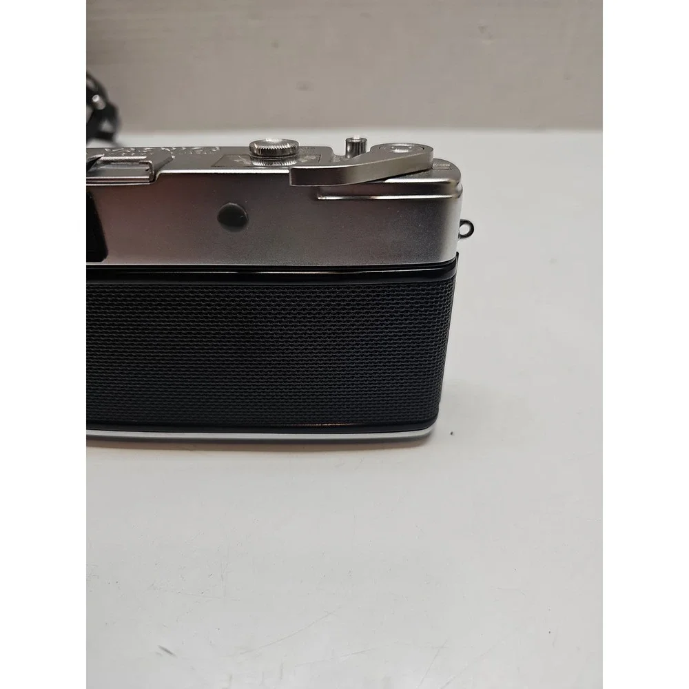 Yashica Minister-D 35mm Rangefinder Camera Yashinon 4.5cm f/2.8 + Case